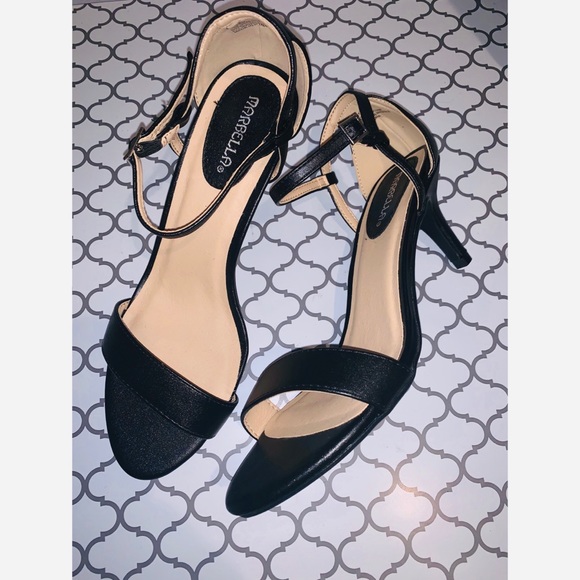 Black ankle strap heel - Picture 2 of 3